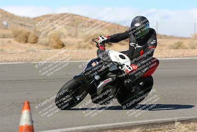 media/Feb-05-2023-Classic Track Day (Sun) [[c35aca4a42]]/Group 2/session 3 turn 13/
